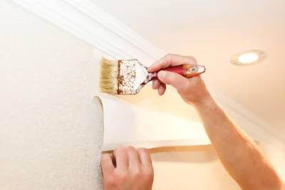 Pose de papier peint à Saint-Étienne-à-Arnes — revêtements muraux et toiles de verre